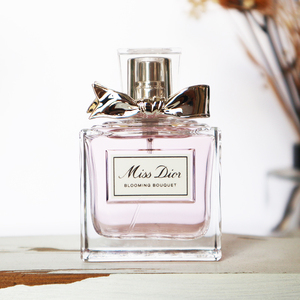 迪奥甜心小姐香水官网