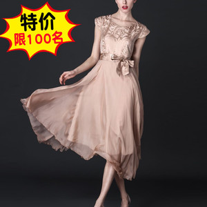 杭州反季真丝连衣裙女装夏季2023新款短袖法式高端大牌桑蚕丝长裙