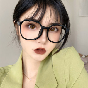 大脸眼镜女胖脸圆脸