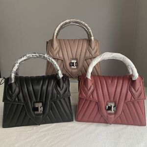 明治女包官方旗舰