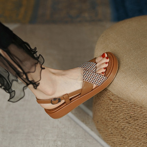 一根筋~夏季新款小众设计凉鞋女平底真皮松糕底学生休闲复古女鞋