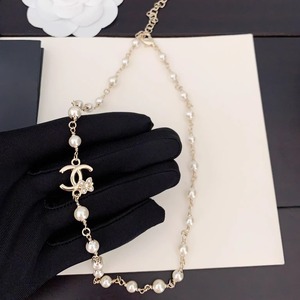 法国直邮香奈儿Chanel 2024新款浅金色双C字母镶嵌珍珠项链