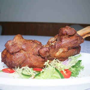 新西兰乳牛腿牛800g-1kg 棒骨 牛腱子啤酒烧烤食整只腿 加热即食