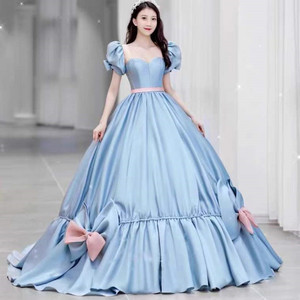 2022新款彩纱影楼摄影情侣婚纱照主题蓝色缎面公主风复古婚纱礼服