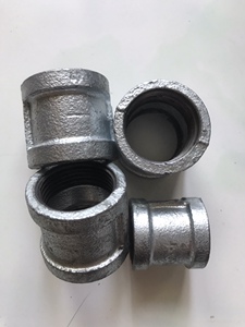 镀锌直接内丝直通外接管古镀锌消防管件4分6分1寸铸铁接头dn65