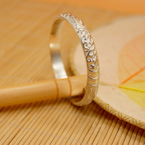 雪花银手镯傣族