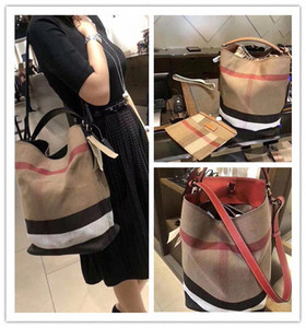 正品burberry巴宝莉女包帆布水桶包手提单肩包斜挎包子母包购物袋