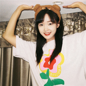 创造101吕小雨同款白色花朵印花纯棉短袖t恤减龄小清新显白上衣女