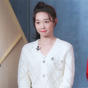 李子璇同款外套