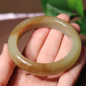 方言精品和田玉新疆且末料油润细腻带麻糖白玉精品59mm宽条手镯h