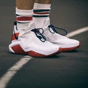 耐克nikelebronsoldier14 詹姆斯士兵14男子实战篮球鞋ck6047-100