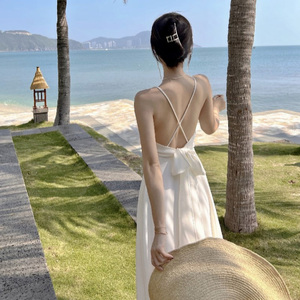 巴厘岛沙滩裙海边性感露背度假裙白色长裙显瘦缎面吊带连衣裙女夏