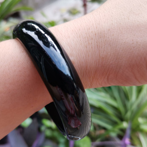 黑玉髓手镯黑玛瑙玉镯加宽加厚手镯轮胎款外圆内方手镯黑玛瑙手镯
