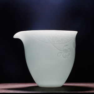 昌南陶瓷公道杯景德镇玉瓷刻花分茶器公杯茶海匀茶器