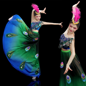 傣族舞蹈演出服女亮片孔雀舞傣族服装云南西双版纳弹力舒适表演服
