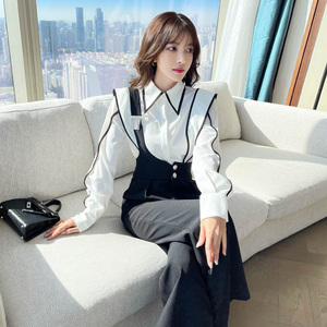 27为啥呀一如既往淘宝女童复古花边领刺绣衬衫背带