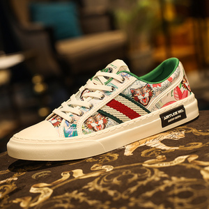 酷奇欧洲站网红爆款男鞋潮牌休闲板鞋个性刺绣印花彩色潮鞋子秋天