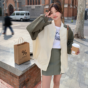 棒球服女短款米色