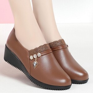 大东女单皮鞋新款