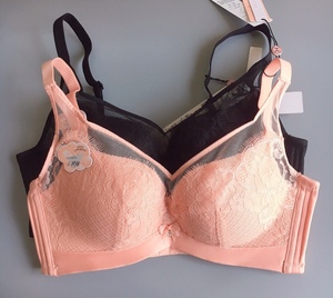 断码32b 闺蜜私语品牌折扣聚拢小裹胸式中厚款无钢圈女士文胸内衣