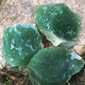 岫玉毛料 180老坑料荧光 雕刻牌子玉器摆件把件吊坠手链 玉石原石