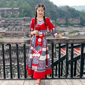 新款苗族服装女侗族少数民族服饰成人刺绣跳舞蹈演出旅拍网红长裙