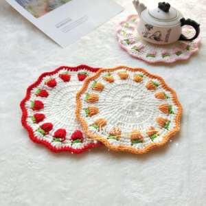 小燕钩织小屋 草莓杯垫材料包 5股牛奶棉diy手工编织毛线 非成品