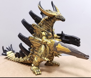 万代日版银河维克特利奥特曼17cmdx亡灵古兰特王怪兽火花软胶玩偶