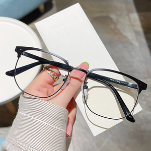 丹阳眼镜近视女