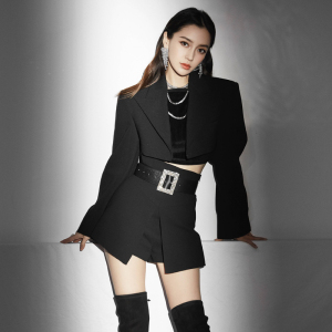 明星杨颖angelababy春晚同款黑色短款小西装外套高腰短裤套装女潮