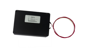 保偏掺铒光纤放大器（PM-EDFA）光电模块