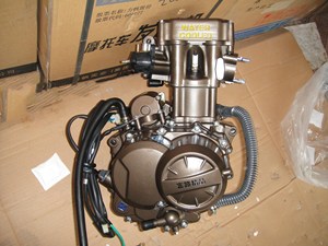 富路老年代步三轮车配件荣贵l17隆鑫150 175水冷 自动离合 发动机