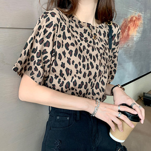 豹纹短袖t恤女夏新款欧货洋气显瘦百搭宽松复古港味体恤半袖上衣