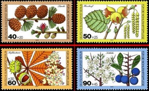 德国 西柏林1979年邮票 森林植物 花卉与果实 4全新原胶全品