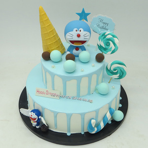 哆啦a梦双层蛋糕