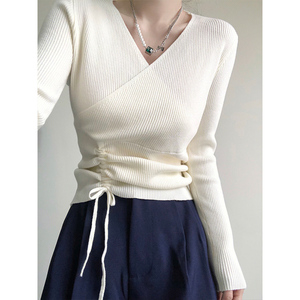 白色低领交叉v领内搭打底衫女春秋季短款修身针织衫锁骨系带上衣