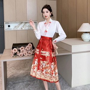 新中式八分150矮小个子短款红色马面裙女套装2024年新款春装成人