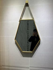 北欧浴室镜卫生间镜子 壁挂 洗手间化妆六边菱形包边装饰创意挂镜