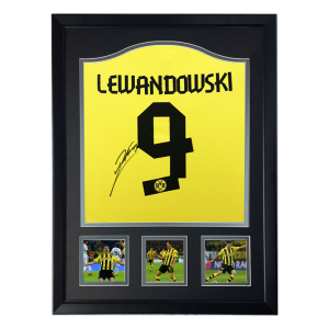 莱万多夫斯基签名