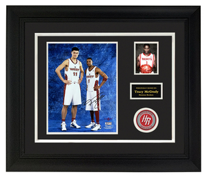 火箭全明星麦迪亲笔签名照片 姚明队友 含证书 裱框