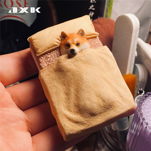 JXK 丨small 单身狗柴犬手办盖被子的柴犬可爱狗狗模型桌面装饰品