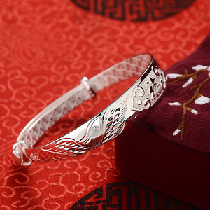 字手环纯银手镯子女长辈老人传承银首饰周大福星庆旗舰店官方旗舰