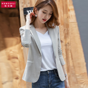 春秋西装外套女上衣短款小个子2021早秋新款洋气休闲修身浅色西服