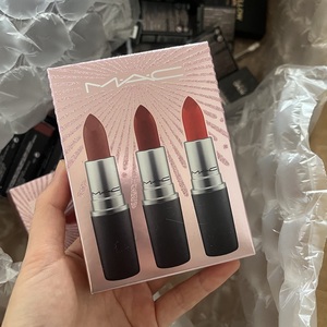 捡漏 美国正品2020魅可圣诞套装mac子弹头口红602chili 607 617