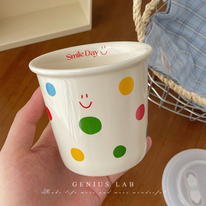 ins彩色波点笑脸手握杯陶瓷可爱咖啡杯带盖密封保鲜罐便携外带