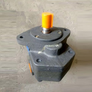 泰安正泰现代一能 935装载机行走转向工作泵532/550/2100齿轮油泵