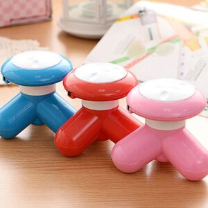 迷你颈椎三角按摩器手动小型便携式usb充电颈部震动按摩仪器棒