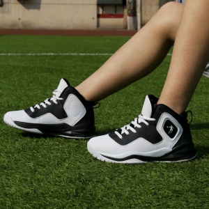 乔丹篮球鞋女高帮正品