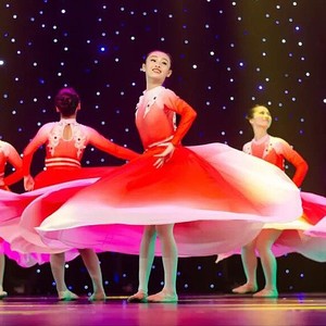 儿童现代开场舞大裙摆古典舞蹈演出服灯火里的中国万疆民族表演服