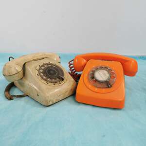 民俗老物件怀旧收藏二手老式手摇拨号机旧电话机橱窗影视道具摆件